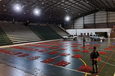 Encontraron más de 1.000 kilos de marihuana en una camioneta abandonada