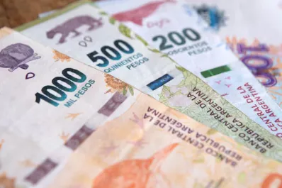 La deuda de los clientes con bancos y financieras se dispara y ya promedia $5,6 millones por persona