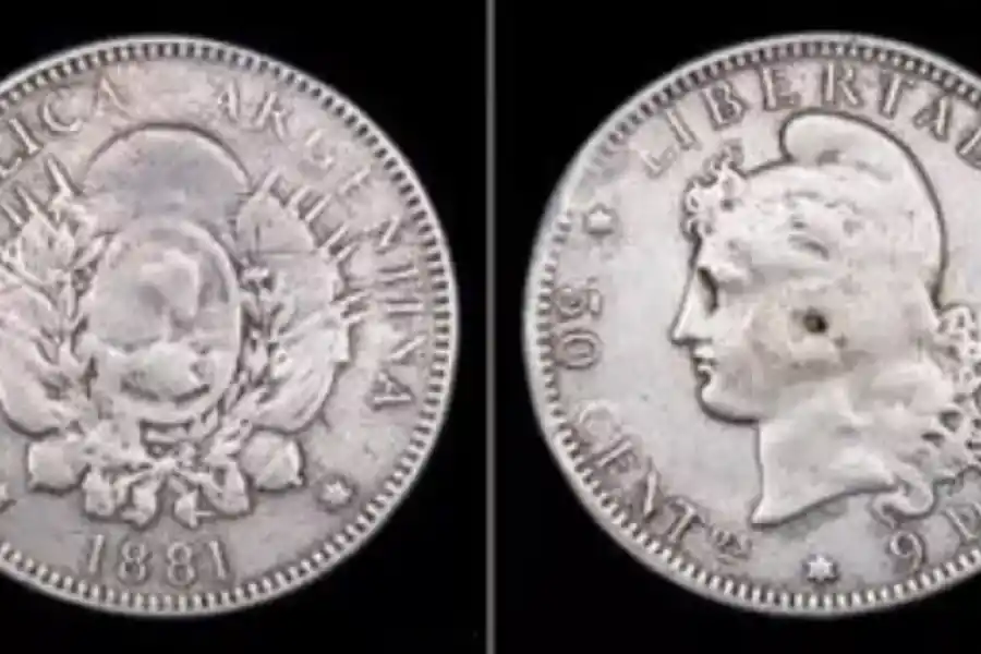 Así son los patacones de 50 centavos.