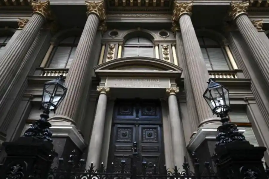 El Banco Central de la República Argentina.