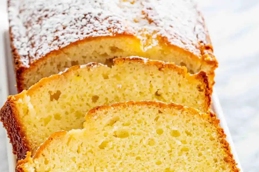 ¿Cómo preparar el budín de yogur alto en proteína?