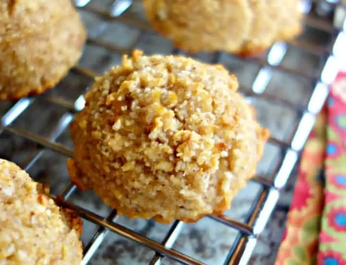 ¿Cómo preparar las galletas de almendras y manzana?