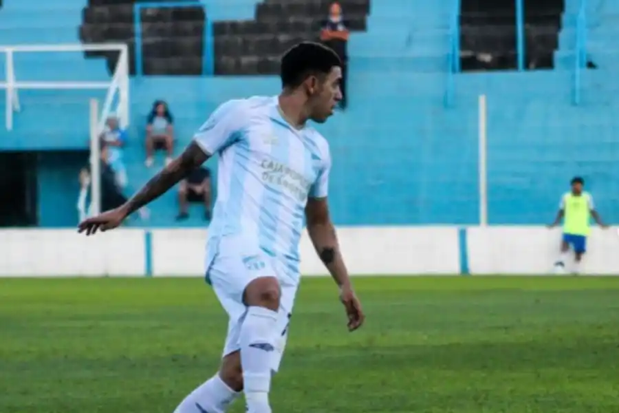 Atlético Tucumán apuesta por un crack de 16 años y una promesa que llegó de Vélez