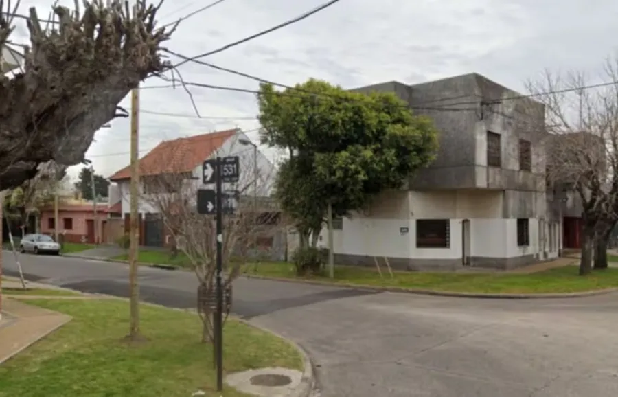 La Plata: ataron con medias y quemaron con agua caliente a una jubilada para robarle