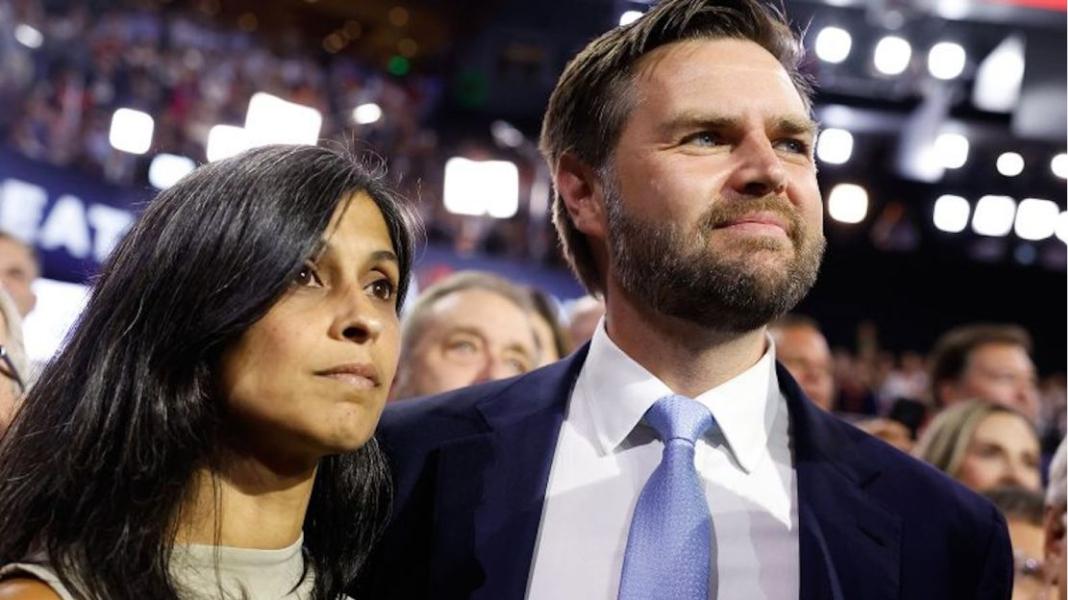 J. D. Vance junto a su esposa, Usha Vance.