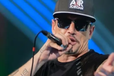 El cantante de La Liga fue condenado a 15 años de prisión por haber abusado de una niña