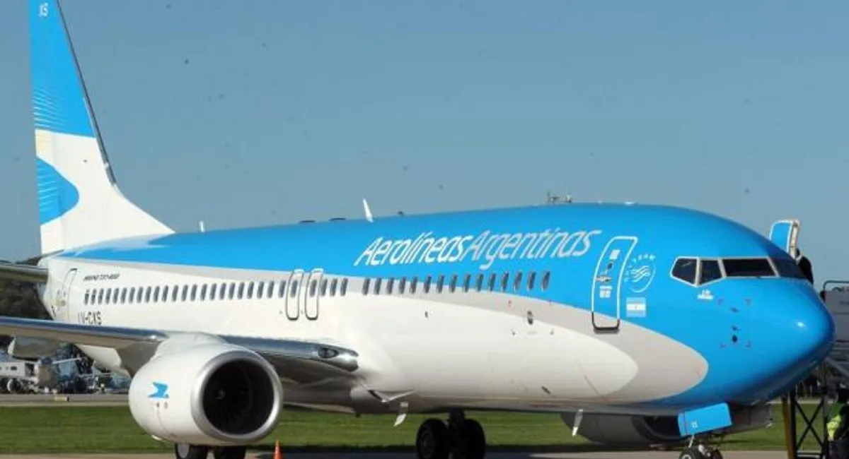 CONFLICTO AERONÁUTICO. El Gobierno de Javier Milei reiteró su intención de cerrar Aerolíneas. 