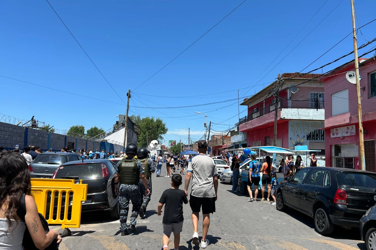 CON SEGURIDAD. Cada vez que San Telmo juega de local, se despliega un gran operativo. 