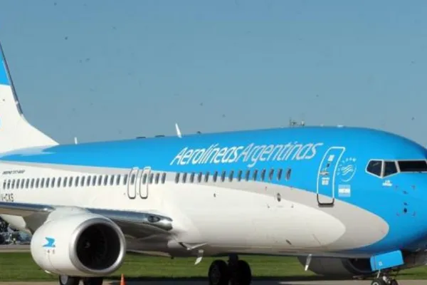 El Gobierno reiteró que terminará con Aerolíneas Argentinas si no aceptan su privatización