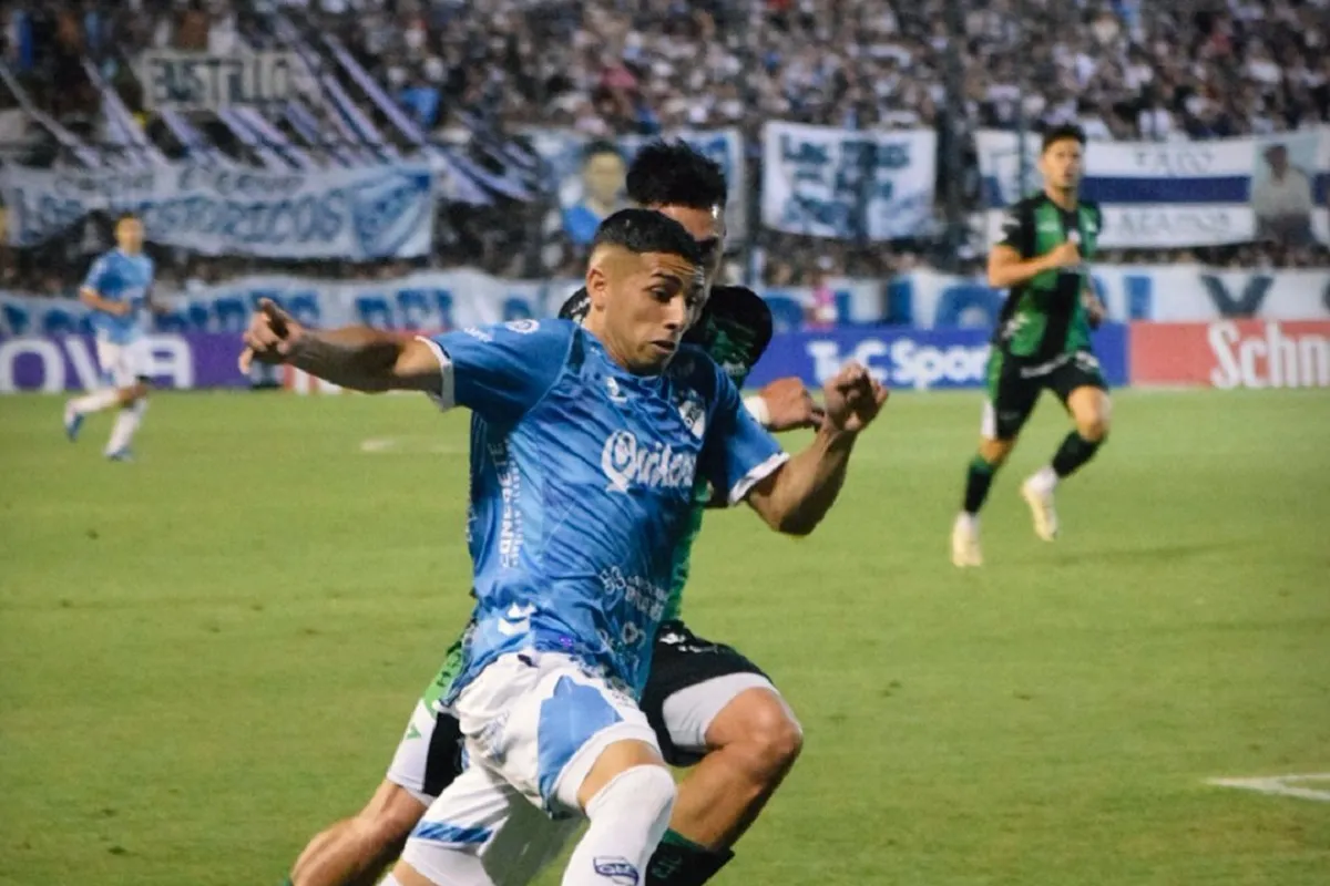 SE DEFINE EN MATADEROS. Quilmes y Nueva Chicago no pasaron del cero en el Centenario.