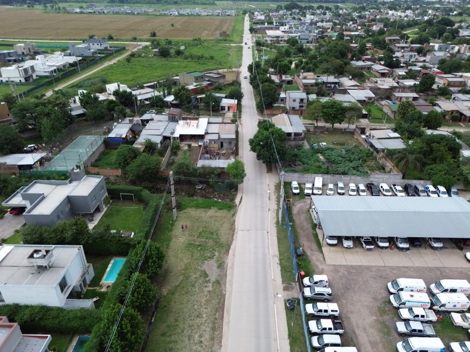 FANZOLATO. Se deberían expropiar casas para poder ampliar la avenida.