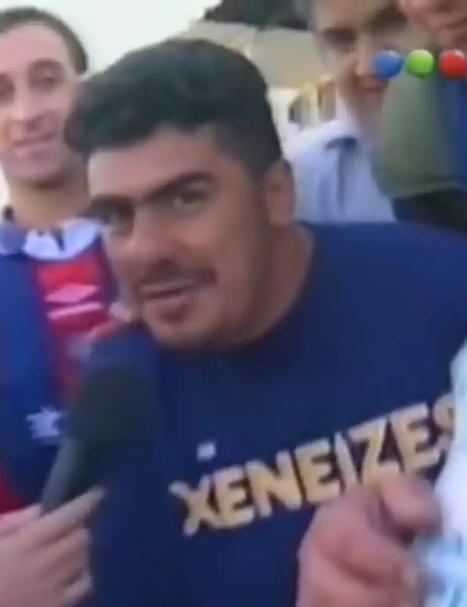 La foto vintage de Claudio Tapia con una camiseta de Boca