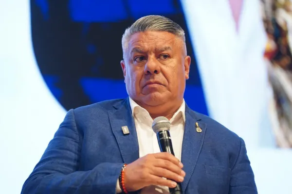 La respuesta de Claudio Chiqui Tapia por el debut de Spreen con Deportivo Riestra