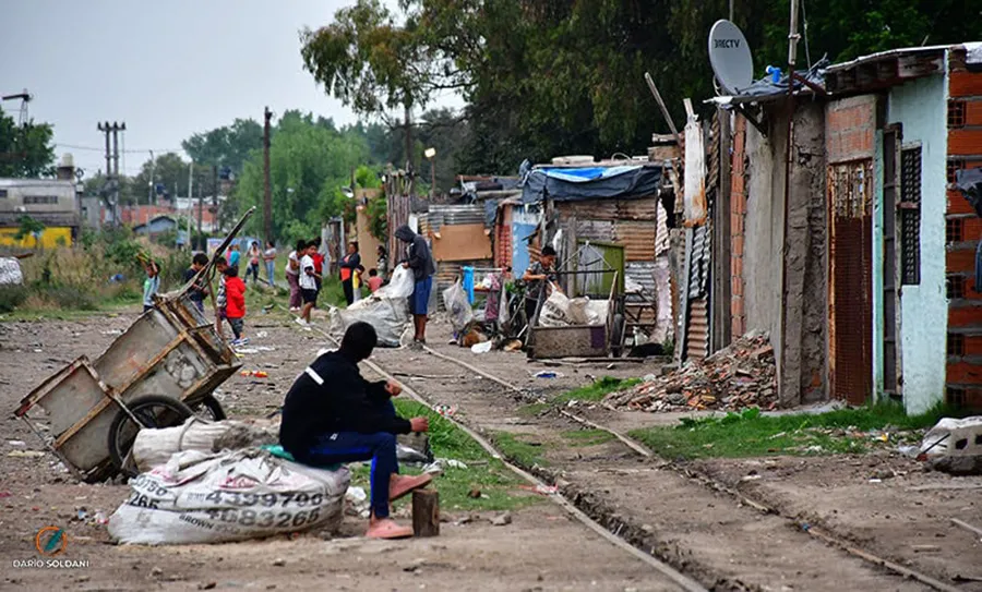 La pobreza en América Latina bajó 27%,en 2024