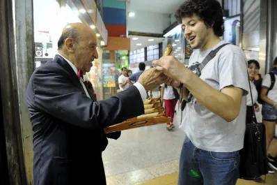 Piden que algún familiar del cubanitero Carlos Rojas se acerque al Centro de Salud para finalizar los trámites y retirar el cuerpo