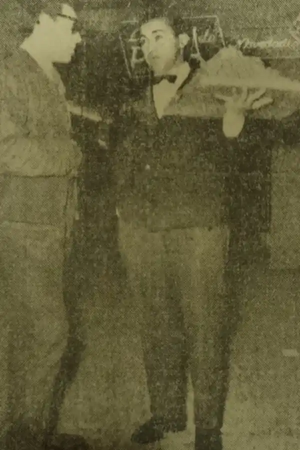 HISTÓRICO. Una foto de Carlos Oscar Rojas siendo entrevistado por LA GACETA a fines de los años '60. ARCHIVO LA GACETA
