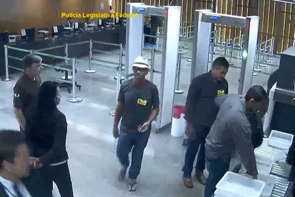 Brasil: sorpresa por un atentado suicida