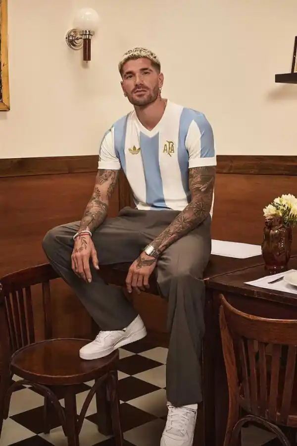 El precio y las formas de pago de la nueva camiseta retro de la Selección Argentina