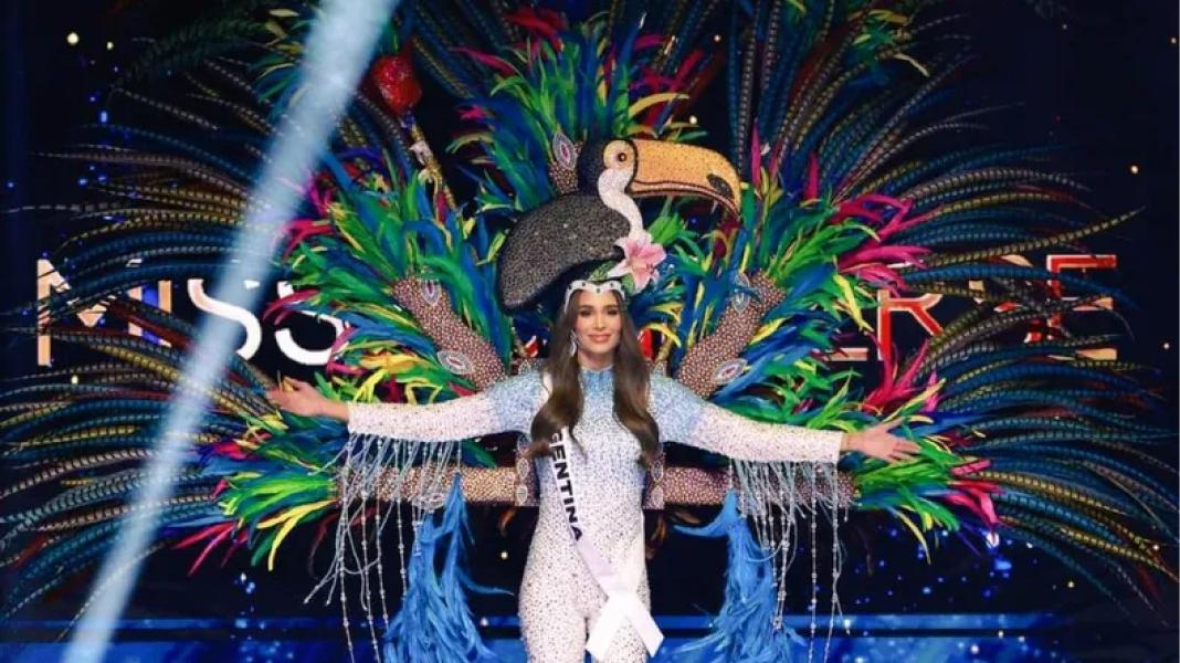 El traje de Miss Universo Argentina encantó al público.