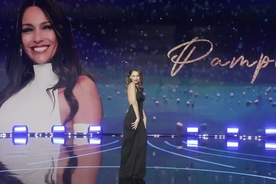 Más radiante que nunca, Pampita habló de sus malos momentos.