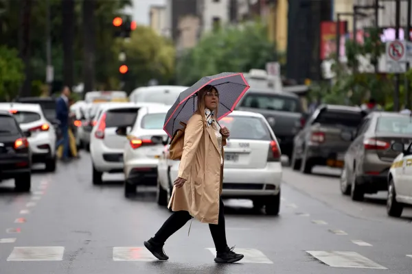 El tiempo en Tucumán: las lluvias y el frío le darán al martes un tinte otoñal