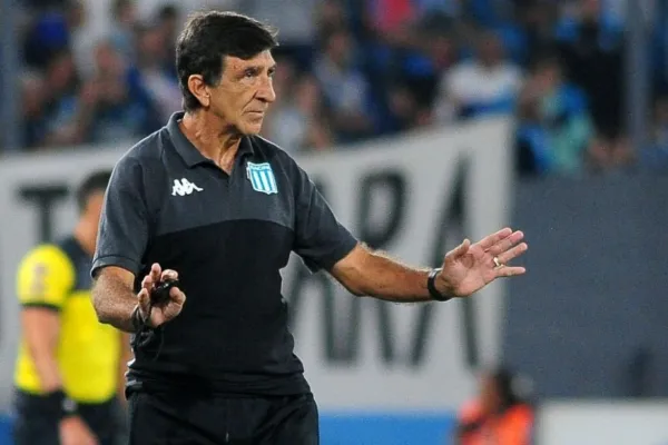 La durísima sanción que podría recibir Gustavo Costas tras ser expulsado por Darío Herrera