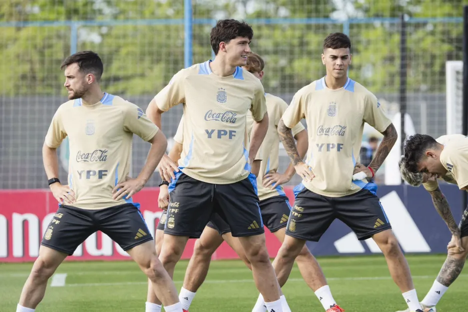 AFINANDO DETALLES. La Selección argentina jugará su último partido del año ante Perú.