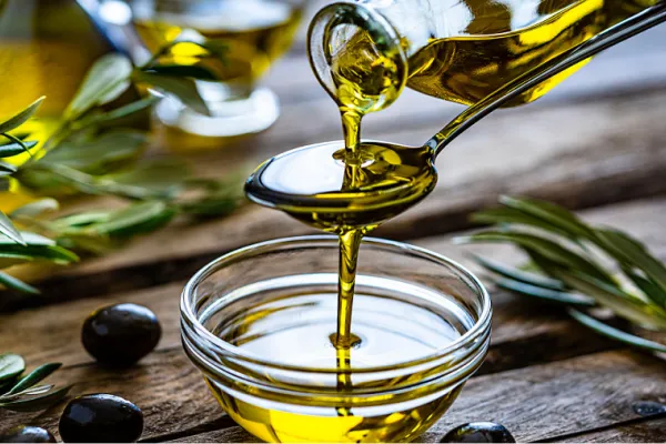 600x400_anmat-prohibio-serie-productos-medicos-varios-aceites-oliva-1060513-080916