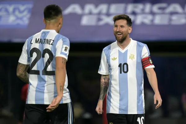 La conexión entre Lionel Messi y Lautaro Martínez salva a una Selección argentina que no brilló