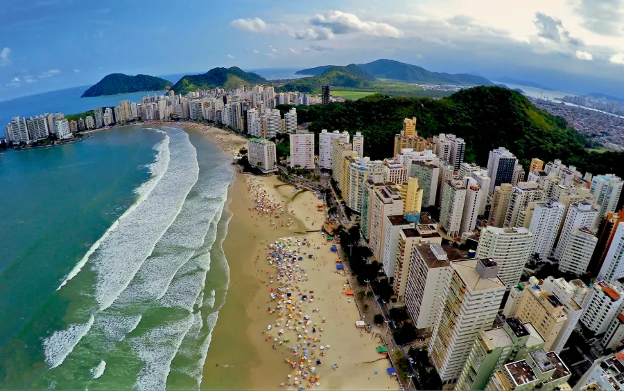 Vacaciones 2025: cuánto cuesta alquilar un departamento en Florianópolis