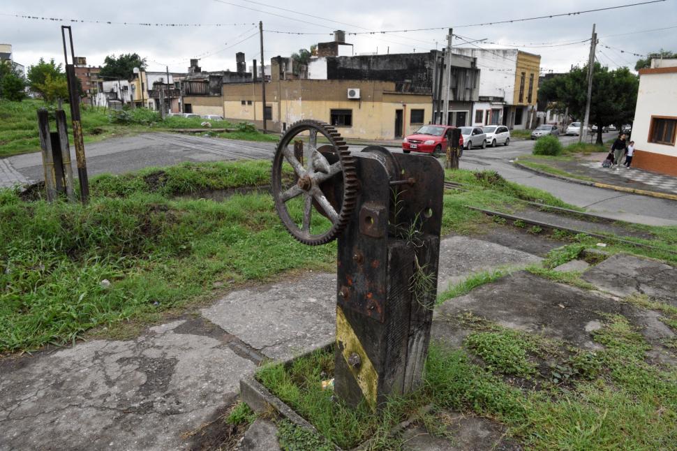 Así está hoy la  esquina de la “parada Colegio Nacional” en Maipú e Italia