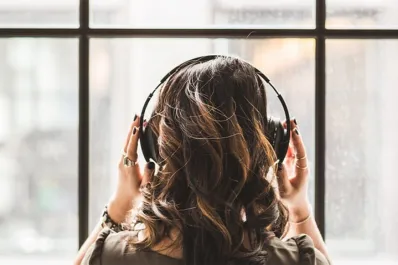 Encuesta: en el Día de la Música, ¿para qué la escuchás?