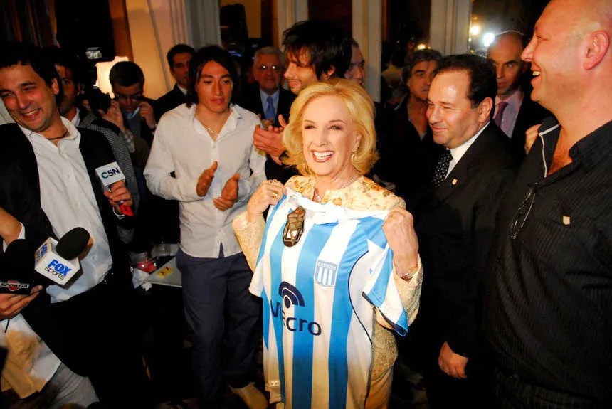 LISTA PARA LA FINAL. Mirtha Legrand es una reconocida fanática de La Academia y aseguró que el equipo de Costas conquistará la Copa Sudamericana.