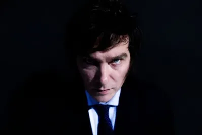 El rayo disciplinador de Milei, que le funciona casi como si escupiera al cielo