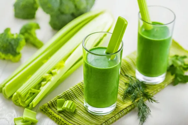 ¿Tomar jugo de apio en ayunas?: conocé sus efectos en tu organismo