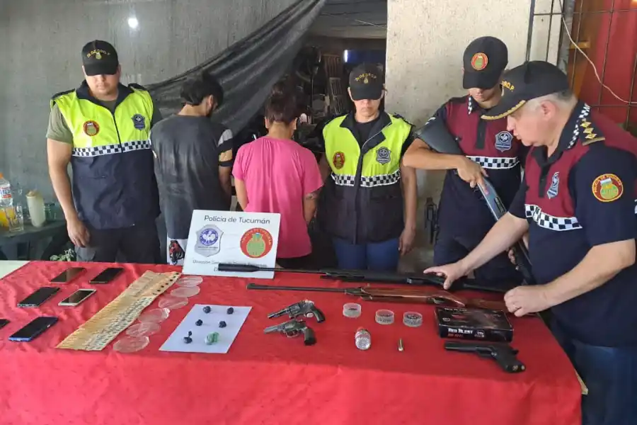 Detuvieron a 10 presuntos vendedores de cocaína y marihuana tras una serie de allanamientos