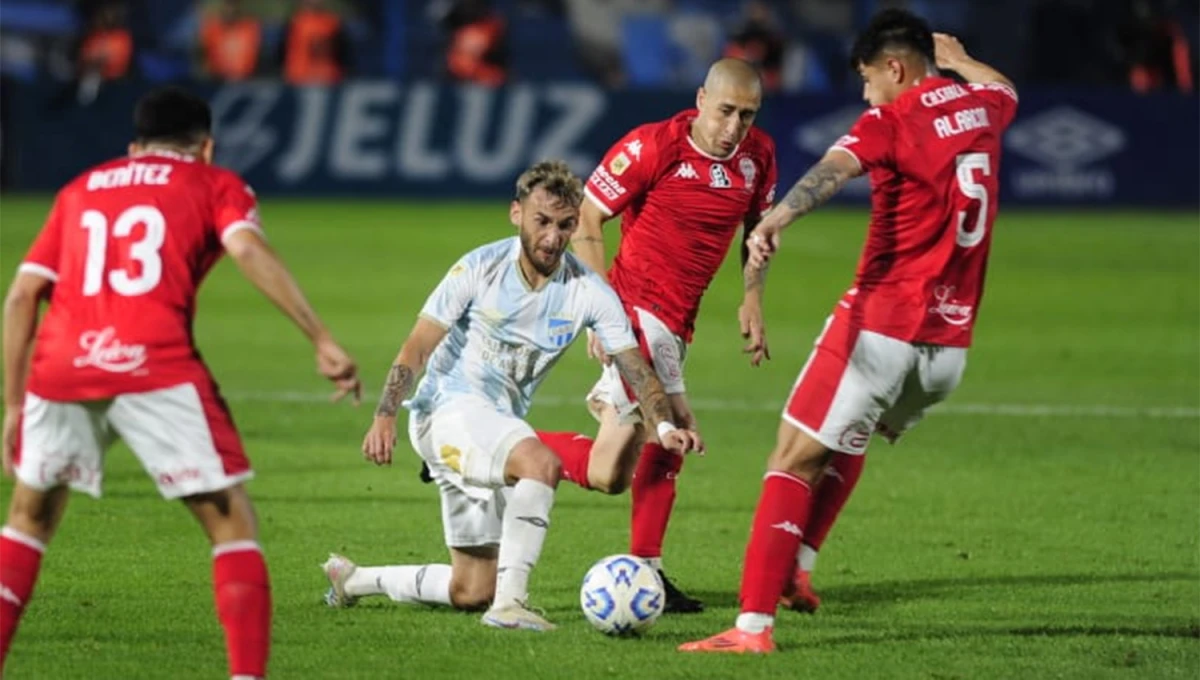 SUMAR. Atlético Tucumán viene de una gran victoria ante Huracán y no pierde la ilusión de acercarse a la zona de copas.