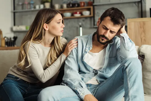 ¿Estoy enamorado o tengo miedo a estar sólo? Nueve señales para saber si sufrís dependencia emocional