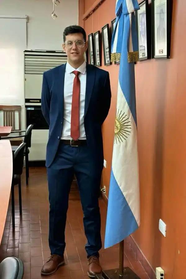 CONTADOR. Rodrigo Linares es de Trancas y se mudó a Perú.