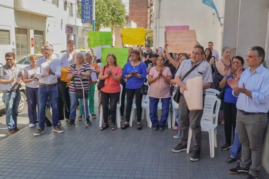 Vecinos de la Capital exigieron soluciones a la SAT: No hay más tiempo