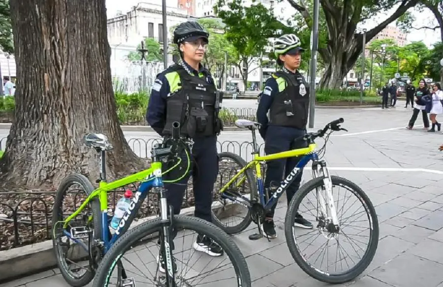 Reforzarán la presencia policial en el microcentro por el “banderanzo estudiantil”