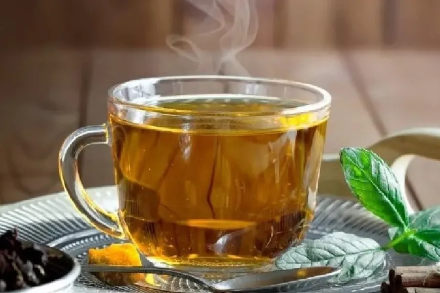 Tres ideas de bebidas saludables para limpiar el hígado de grasas