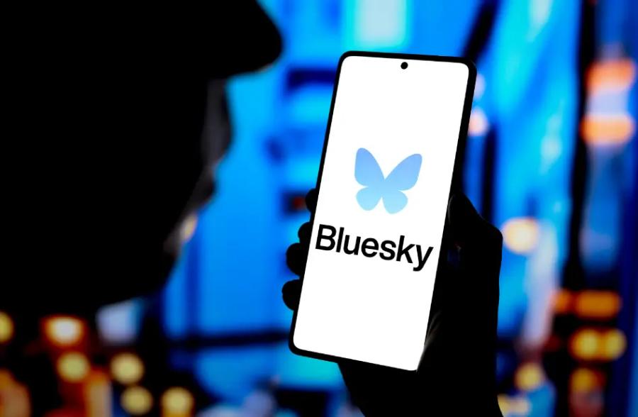 UNA ALTERNATIVA. Con un millón de nuevos usuarios en solo 24 horas, Bluesky ofrece una plataforma más segura y descentralizada. / BLUESKY.