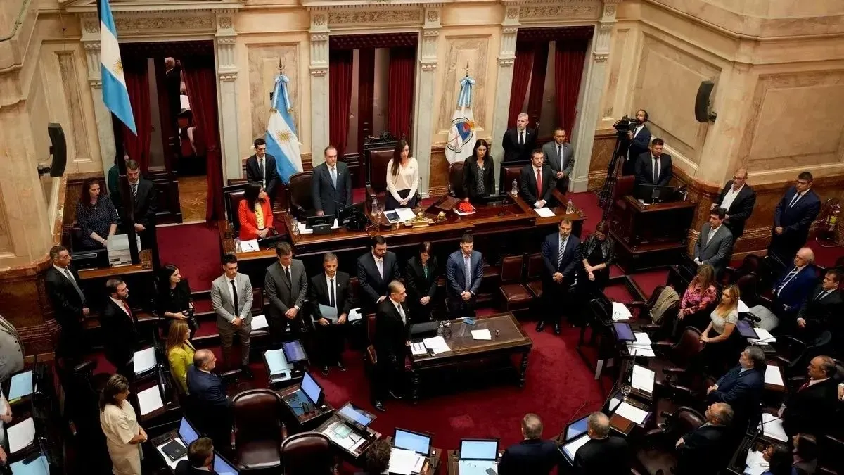 Ficha Limpia: senadores radicales solicitaron tratar la iniciativa en sesiones extraordinarias