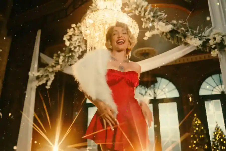 El look al estilo Marilyn Monroe de María Becerra.