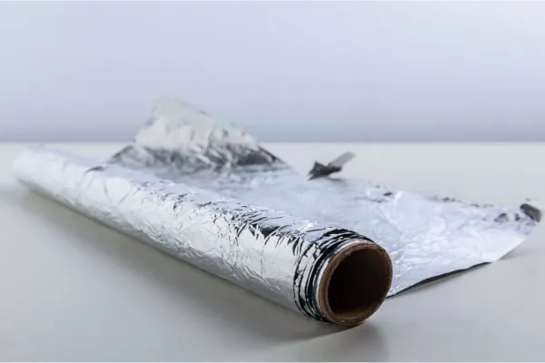 600x400_papel-aluminio-sirve-para-refrescar-ambientes-durante-dias-calor-1062056-125714.webp