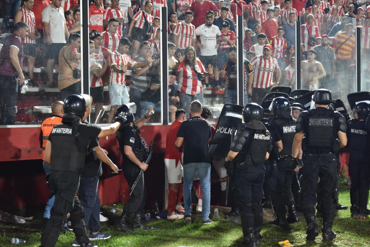 LAS HORAS CONTADAS. Diego Flores se iría de San Martín y, según aseguran en Córdoba, tendría todo listo para firmar con Belgrano.