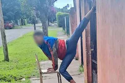 Entre las rejas: intentó entrar a robar y su pie fue atravesado por el metal de la puerta