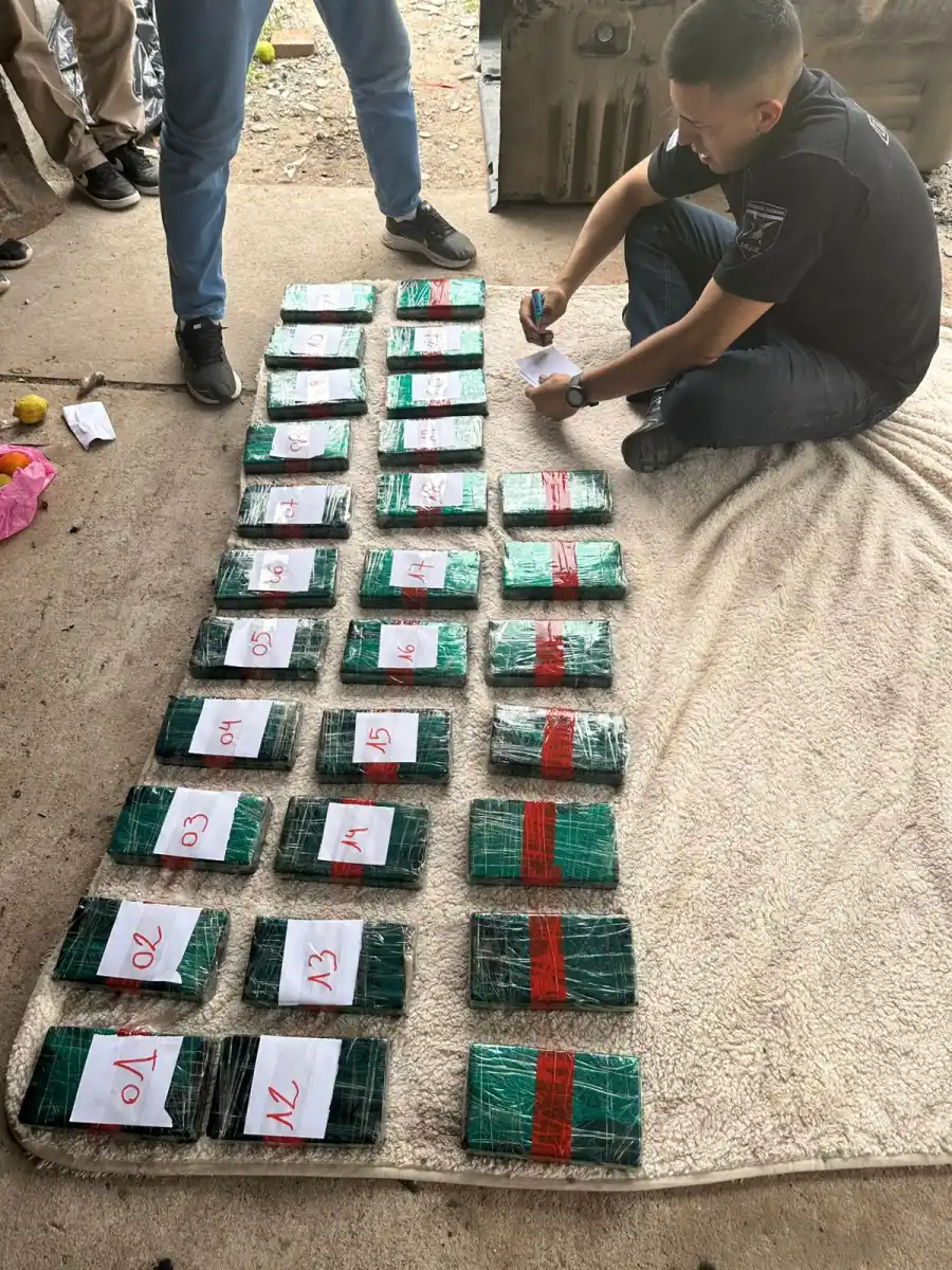 Llevaban más de 60 kilos de cocaína en una camioneta: los detuvieron en Trancas