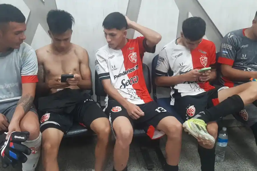 La Policía, sobre la agresión a los jugadores de Sportivo Guzmán: Nos vimos rebasados